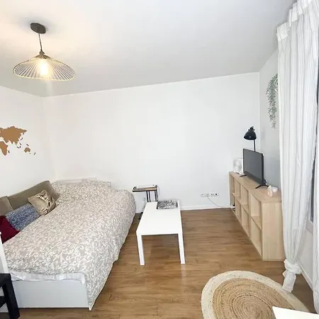 Apartment Studio A 10min De Paris !